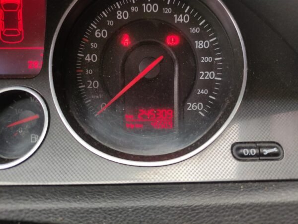 Despiece Volkswagen Passat (B6) 2.0 TDI (140 cv) 2005 - Imagen 7