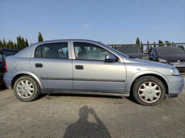 Despiece Opel Astra G CC 1.7 DTI 16V Eco4 (75 cv) 2001 - Imagen 2