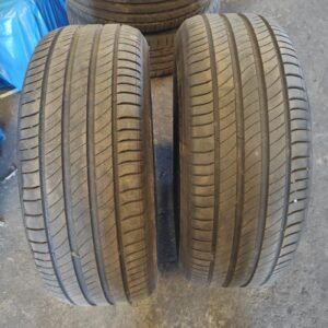Juego de Neumáticos Michelin 235/55R18, año 2024.