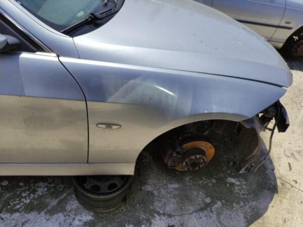 Aleta delantera derecha Bmw Serie 3 (E90) 325i (218 cv) Automatico