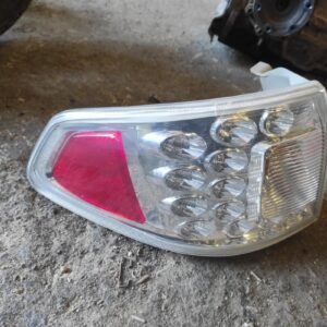 Piloto trasero izquierdo Subaru Impreza III Hatchback 2.0R Automatico (150 cv)