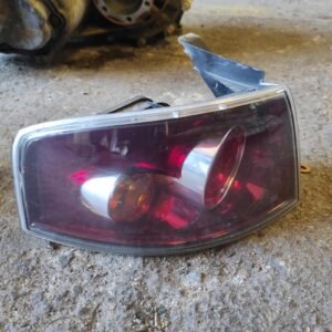 Piloto trasero izquierdo Seat Ibiza III 1.4 TDi (80 cv)