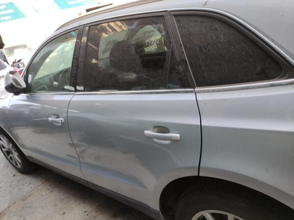 Puerta trasera izquierda Audi Q5 I 2.0 TDI (170 cv) quattro
