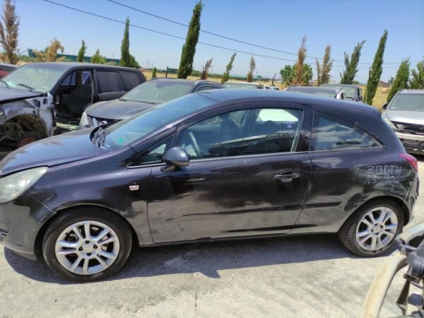Despiece Opel Corsa D 3-puertas 1.3 CDTI (90 cv) 2007 - Imagen 3