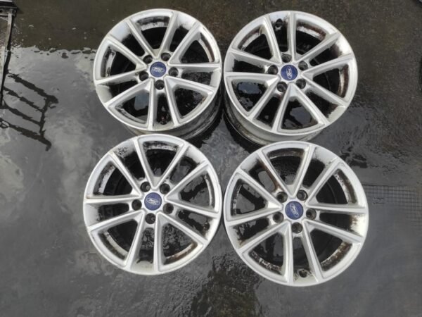 Llantas de 16 pulgadas Ford Focus III del 2017, E7.0Jx16H2 ET50.