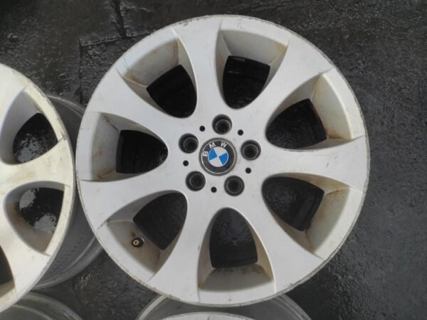 Llantas de 18 pulgadas BMW Serie 3 (E90), bidimensionales, delanteras 8Jx18 EH2 IS34, traseras 8 1/2Jx18 EH2 IS37. - Imagen 3