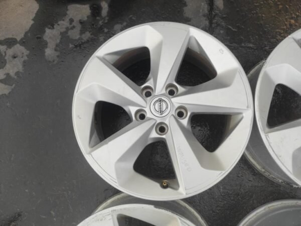 Llantas de 17 pulgadas Nissan Qashqai II del año 2020, 17x7J CH-40. - Imagen 2