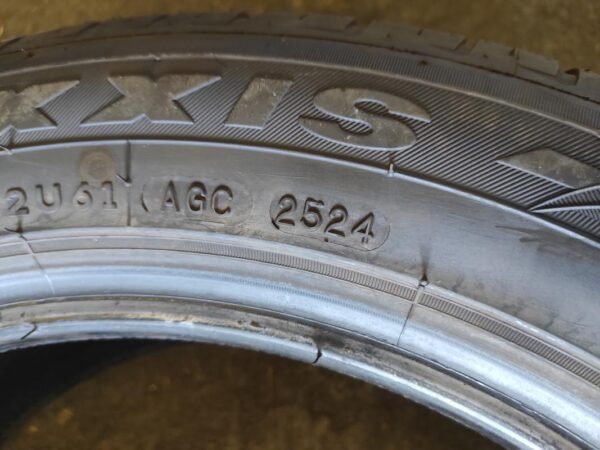 Juego de Neumáticos Maxxis 215/55R17, año 2024. - Imagen 3