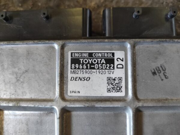 Centralita motor uce Toyota Avensis III 2.0 D-4D (126 cv) - Imagen 2