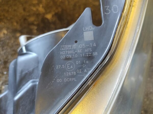 Faro izquierdo Toyota Avensis III 2.0 D-4D (126 cv) - Imagen 5