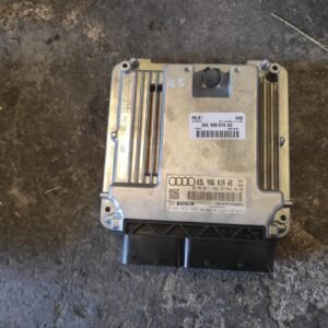Centralita motor uce Audi Q5 I 2.0 TDI (170 cv) quattro