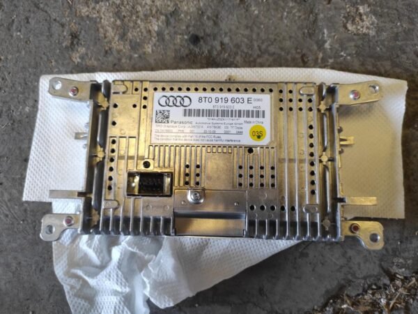 Pantalla multifunción Audi Q5 I 2.0 TDI (170 cv) quattro - Imagen 2