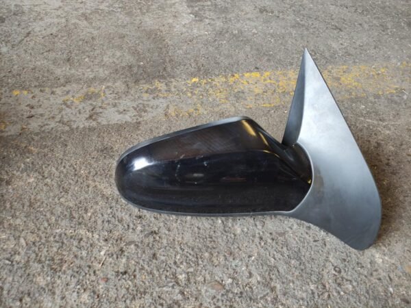 Retrovisor derecho Opel Astra H Sedan 1.7 CDTI (110 cv)