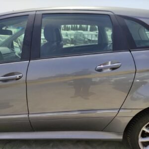 Puerta trasera izquierda Mercedes Benz Clase B (W245) B 180 CDI (109 cv)