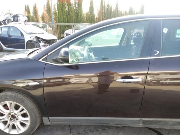 Puerta delantera izquierda Lancia Delta III 1.6JTD Multijet 16V (120 cv) DPF