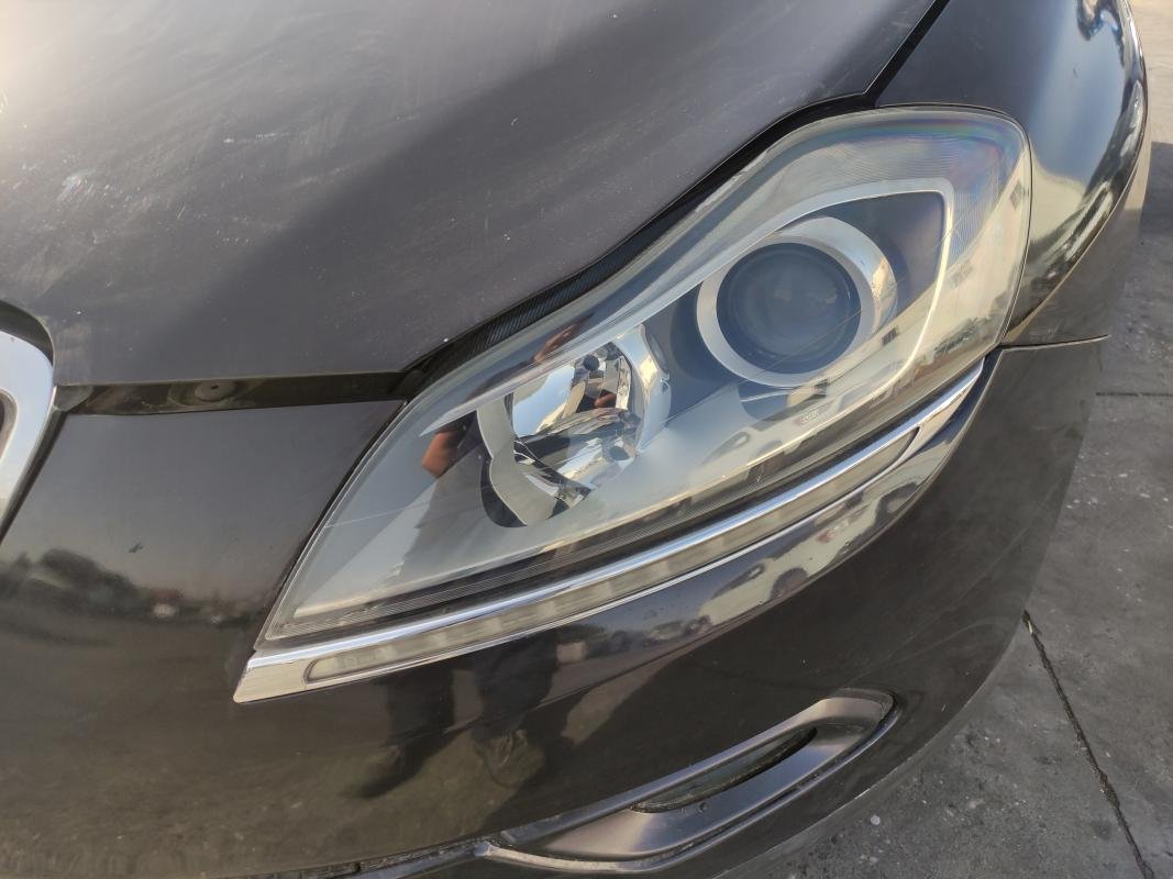 Faro izquierdo Lancia Delta III 1.6JTD Multijet 16V (120 cv) DPF