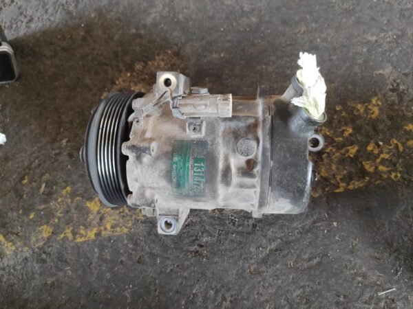 Compresor aire acondicionado Opel Vectra C 2.2 DTI (125 cv) - Imagen 2