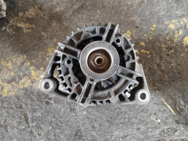 Alternador Opel Vectra C 2.2 DTI (125 cv) - Imagen 2