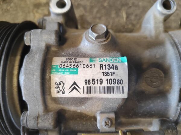 Compresor aire acondicionado Peugeot 207 1.4 HDi (68cv) - Imagen 4