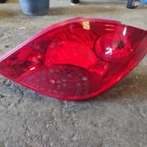 Piloto trasero derecho Peugeot 207 1.4 HDi (68cv)