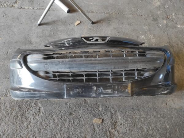 Paragolpe delantero Peugeot 207 1.4 HDi (68cv)