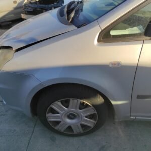 Aleta Delantera Izquierda Ford C-MAX (Versión 2007) 1.8 TDCi (115 cv)