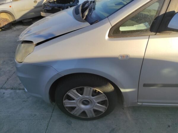 Aleta Delantera Izquierda Ford C-MAX (Versión 2007) 1.8 TDCi (115 cv)
