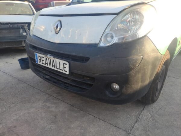 Paragolpe delantero Renault Kangoo II 1.5 dCi (86 cv)