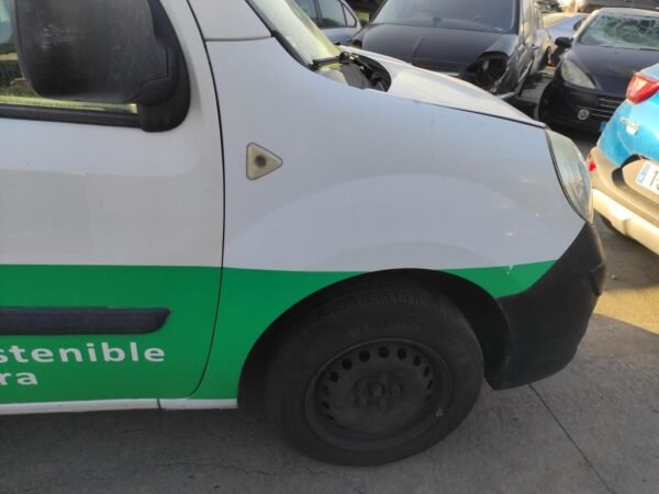 Aleta delantera derecha Renault Kangoo II 1.5 dCi (86 cv)