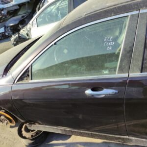 Puerta delantera izquierda Honda Accord VII 2.0 i-VTEC 16V Sport (155 cv)