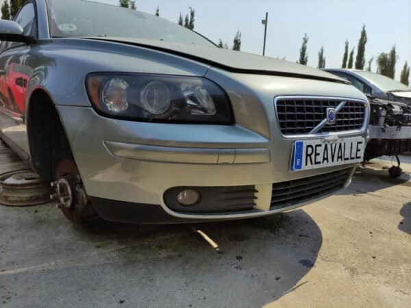 Paragolpe delantero Volvo S40 II 2.0 TDI (136 cv) - Imagen 3