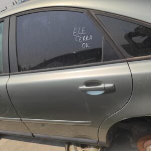 Puerta trasera izquierda Volvo S40 II 2.0 TDI (136 cv)
