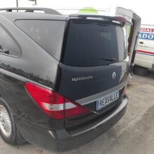 Porton trasero Ssangyong Rodius I 2.7 Xdi (163cv)