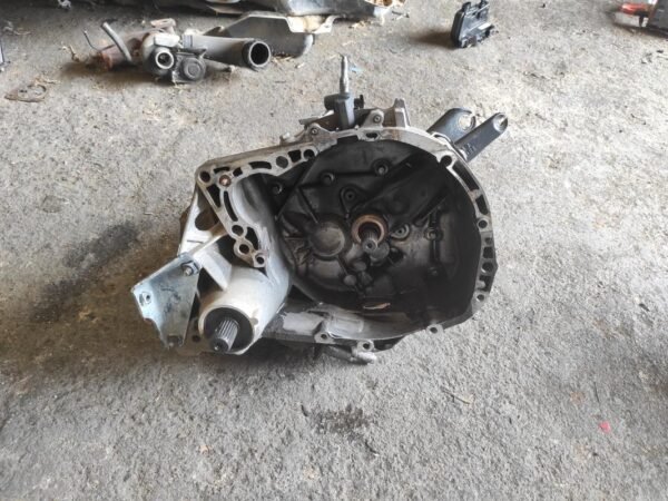 Caja cambios Renault Clio II 1.5 dCi (65 cv) - Imagen 2