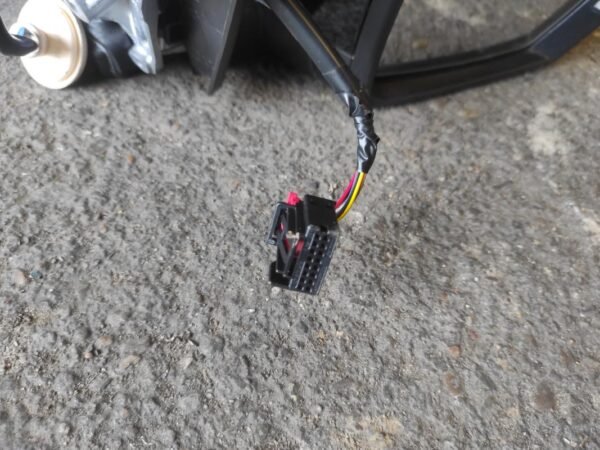 Retrovisor derecho Audi A1 Allstreet (GBH) 30 TFSI (116cv) - Imagen 5