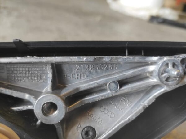 Retrovisor derecho Audi A1 Allstreet (GBH) 30 TFSI (116cv) - Imagen 4