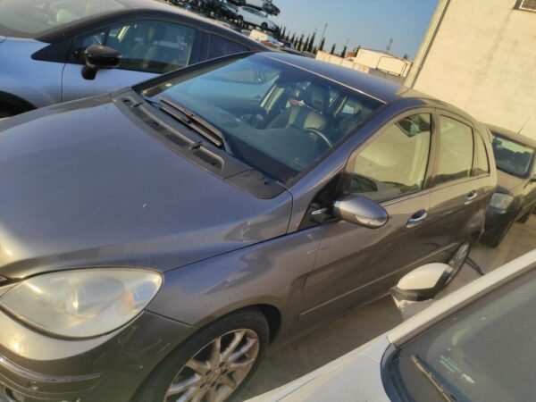 Despiece Mercedes Benz Clase B (W245) B 180 CDI (109 cv) 2007 - Imagen 2