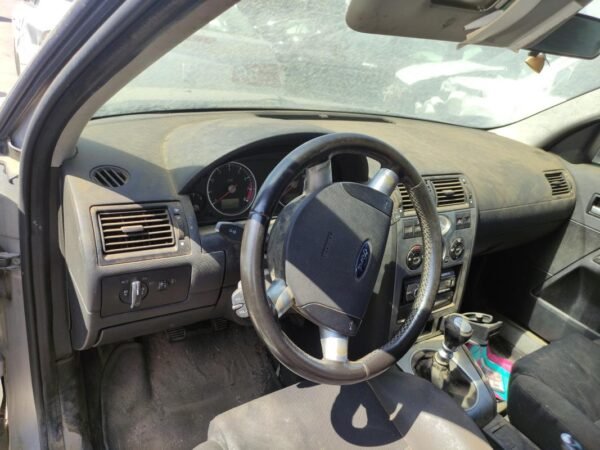 Despiece Ford Mondeo II Hatchback 1.8 16V (125 cv) 2001 - Imagen 5