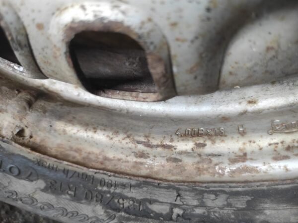 Llantas de 13 pulgadas Seat Marbella, 4,00Bx13. - Imagen 2