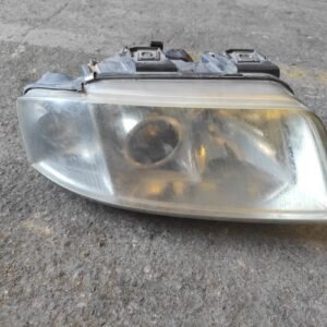 Faro derecho Audi A6 (4B,C5, Versión 2001) 4.2 V8 (300 cv) quattro