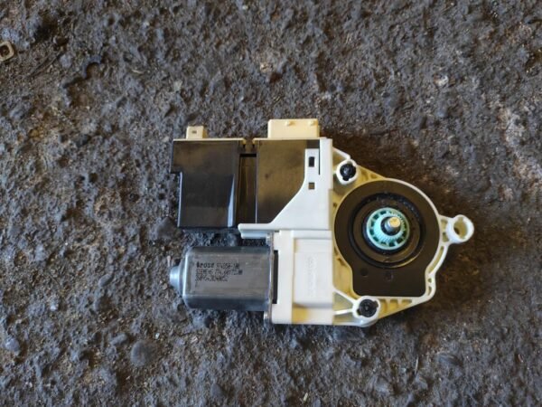 Motor elevalunas delantero derecho Peugeot 307 CC 2.0 16V (140 cv)