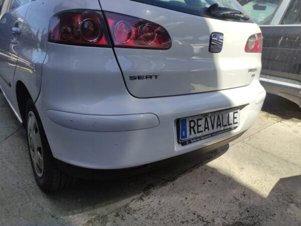 Paragolpe trasero Seat Ibiza III 1.9 SDI (64cv)