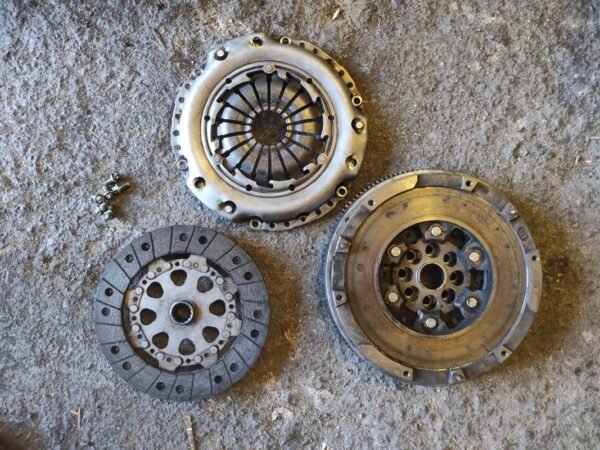 Kit embrague Opel Astra H 1.7 CDTI (100 cv) - Imagen 3