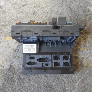 Caja de reles / fusibles Mercedes Benz Clase E (W211) E 280 (231 cv) 7G-Tronic