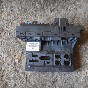 Caja de reles / fusibles Mercedes Benz Clase E (W211) E 270 CDI (177 cv) Automatico