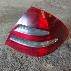 Piloto trasero derecho Mercedes Benz Clase E (W211) E 270 CDI (177 cv) Automatico