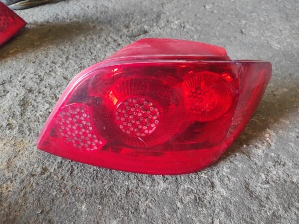 Piloto trasero derecho Peugeot 307 1.6 HDi (110)