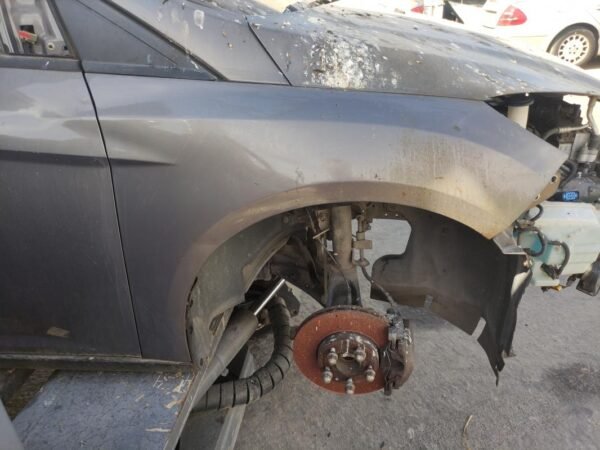 Aleta delantera derecha Ford Focus III Wagon 1.6 TDCi (115 cv)