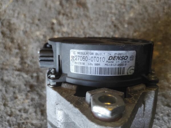 Alternador Toyota Auris I 1.6i 16V VVT-i (124 cv) - Imagen 4