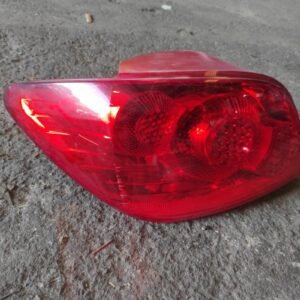 Piloto trasero izquierdo Peugeot 307 1.6 HDi (110)